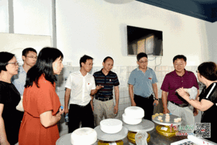 遂川縣人力資源和社會保障局王強(qiáng)副局長一行到江西工貿(mào)職院調(diào)研